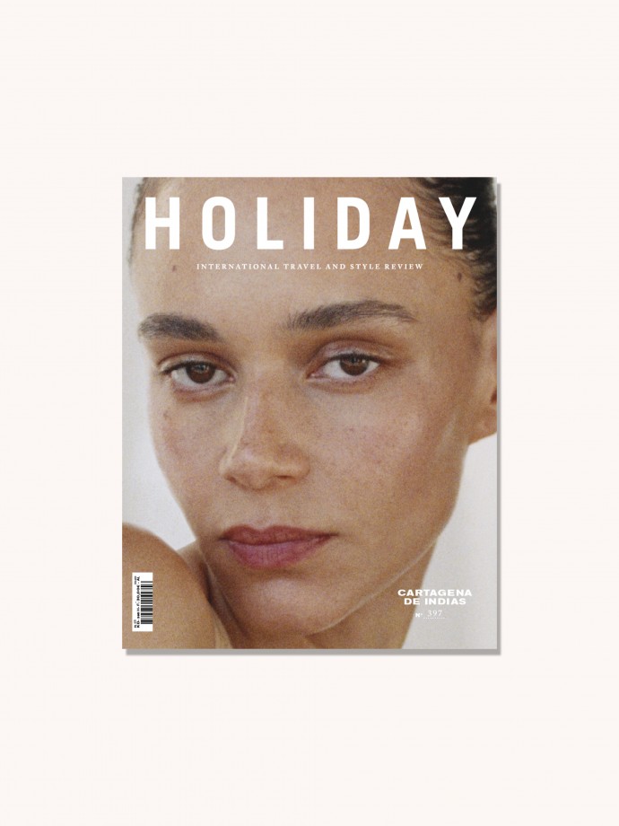 Holiday Travel and Style 397